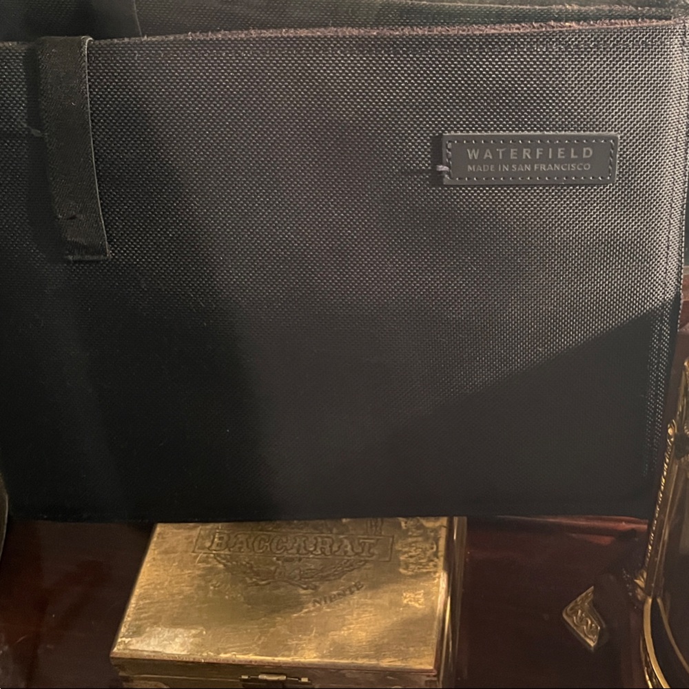 Waterfield Black Laptop sleeve for Men